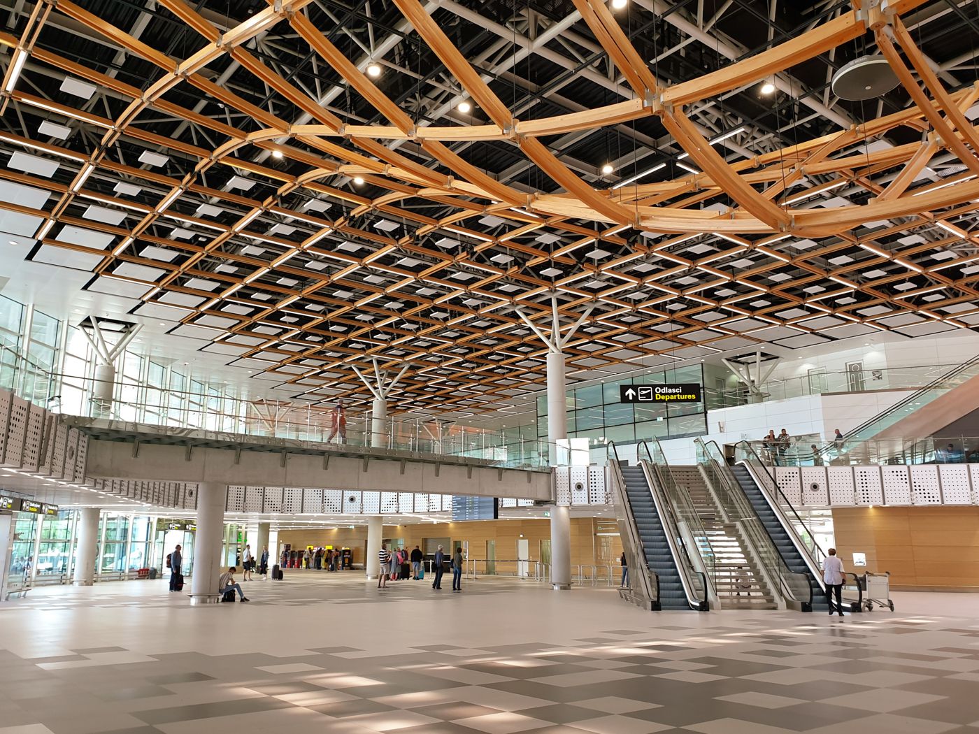 Split Airport (SPU)